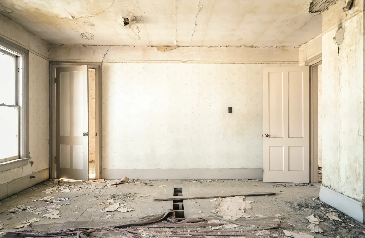 Waste disposal crew managing a cleanout project in Lower Pottsgrove